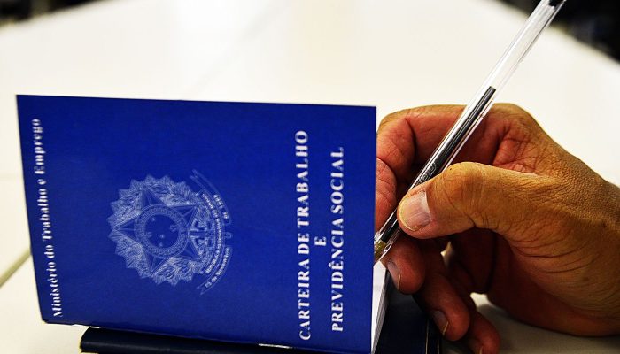 02_carteira_de_trabalho.jpg