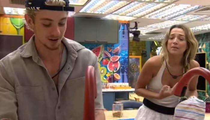 1063929095-juliano-e-samira-bbb26.jpg