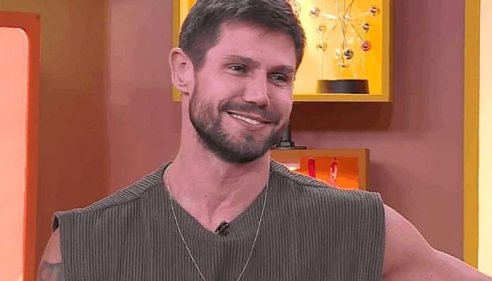 1123153354-jonas-bbb-2.jpg