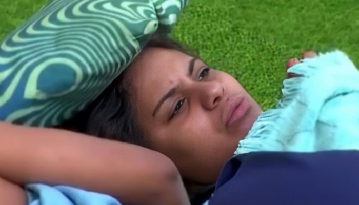 1540889363-bbb-26-gabriela-se-revolta-e-dispara-contra-jonas-frouxo.png