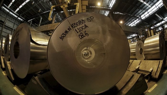 2022-04-01t130352z_1_lynxnpei301xq_rtroptp_4_macro-pmi-industria.jpg