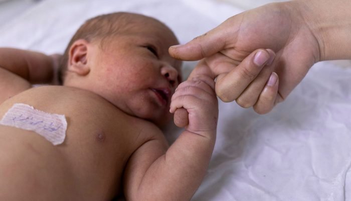 2022-05-13t194134z_1_lynxnpei4c0sn_rtroptp_4_salud-bebes-muerte-subita.jpg