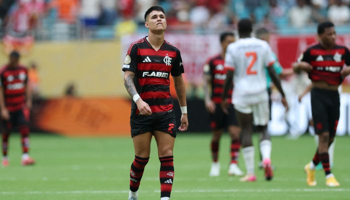2025-06-29t220915z_1602410714_up1el6t1pjdop_rtrmadp_3_soccer-club-fla-fcb.jpg 2025-06-29t220915z_1602410714_up1el6t1pjdop_rtrmadp_3_soccer-club-fla-fcb.jpg