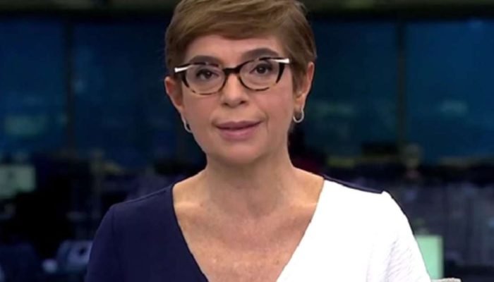 875174053-renata-lo-preta.jpg