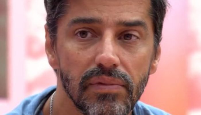 Alberto-Cowboy-ameaca-apertar-o-botao-e-desistir-do-reality_-Eu-nao-vou-ganhar-430x323.jpg