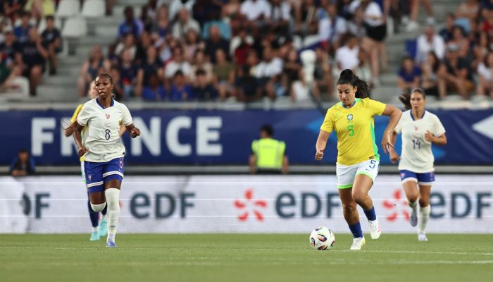 Brasil-x-Franca-no-futebol-feminino-5-e1751057206853.jpg