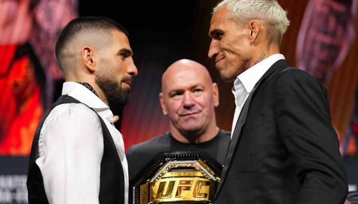 Charles-Oliveira-Topuria-UFC-2.jpg