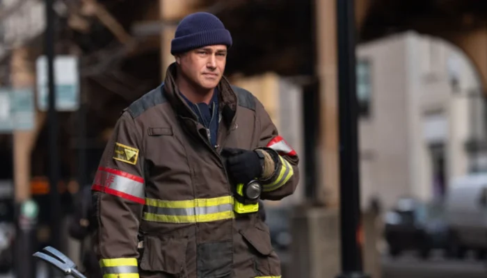 Chicago-Fire-14x16-review-serie.webp.webp