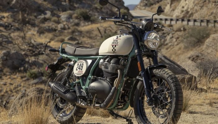 Copy-of-RoyalEnfield_Bear650_sta_005-e1772365507344.jpg