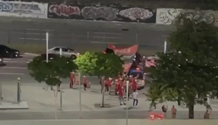 Flamengo_Protesto.webp.jpeg