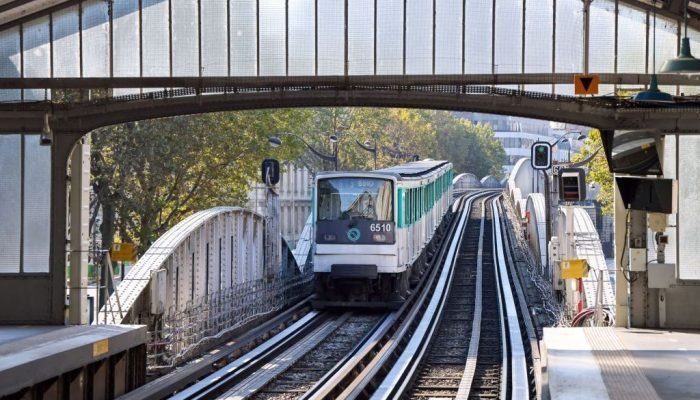 Metro-de-Paris.jpg