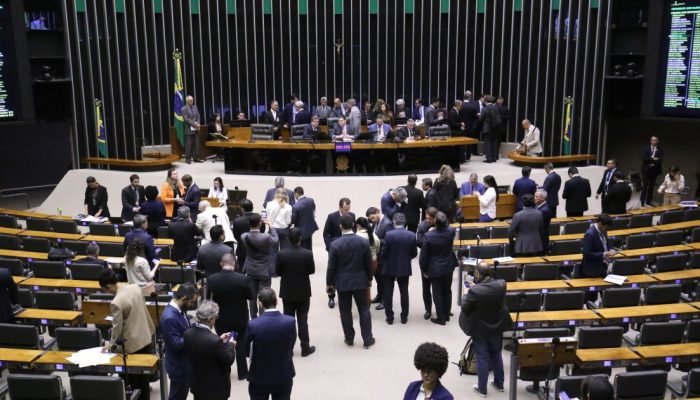 PLENARIO-SESSAO-CONGRESSO-04-12-25.jpg