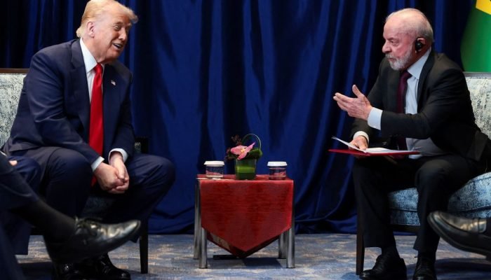 Presidente-Luiz-Inacio-Lula-da-Silva-durante-reuniao-com-presidente-dos-EUA-Donald-Trump-em-Kuala-Lu.jpeg