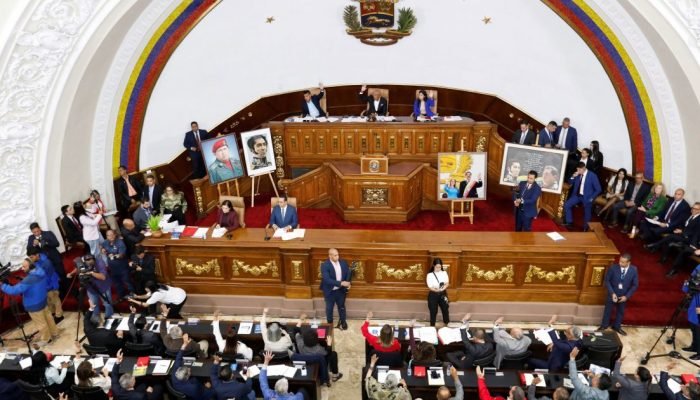assembleia-da-venezuela-lei-de-anistia.jpg
