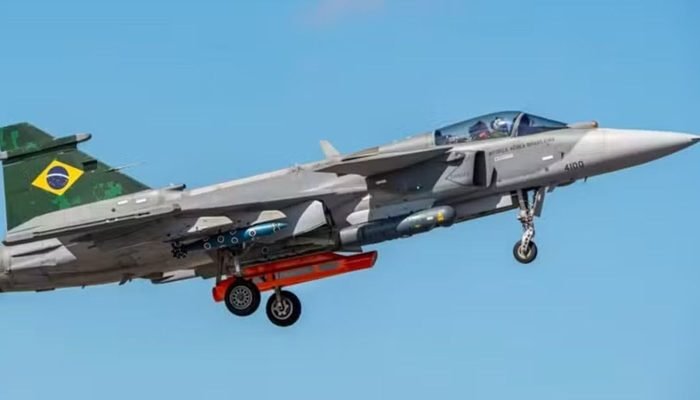 caca-gripen-1-.jpg