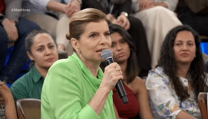debora-bloch-altas-horas.png