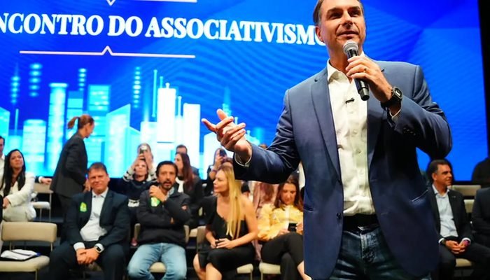flavio_bolsonaro_associativismo_-_vittor_salles.jpg