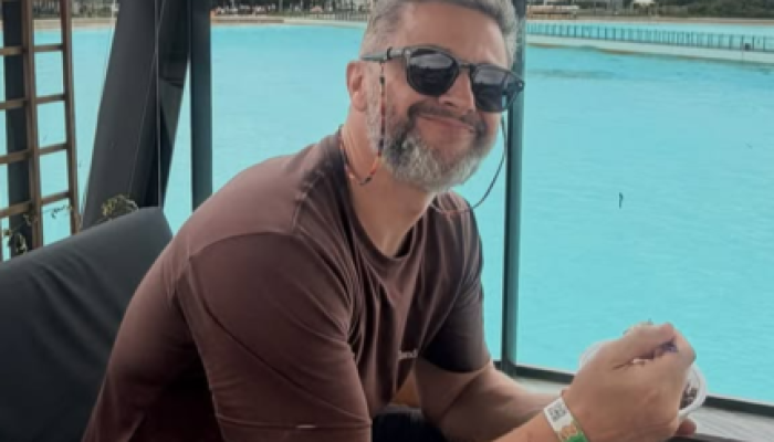 foto-lucas-lima-reage-ao-ser-chamado-de-ex-de-sandy-troco-doido-430x289.png