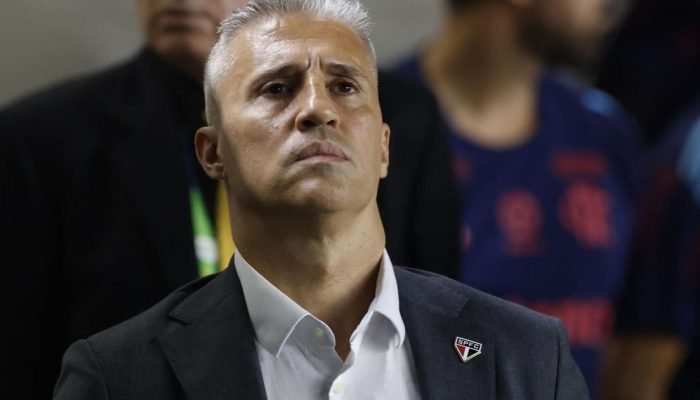 hernan-crespo-sao-paulo-flamengo-e1762432264678.jpg