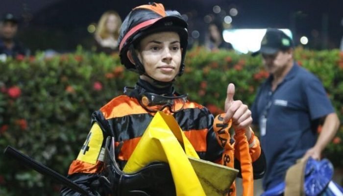 j-pavoski-morre-turfe-16-anos-e1766170772261.jpeg