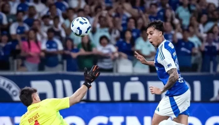 kaio-jorge-cruzeiro-inter-brasileirao-e1755996934345.webp.jpeg