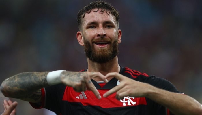 leo-pereira-gol-karoline-flamengo-botafogo-e1707360112815.jpg