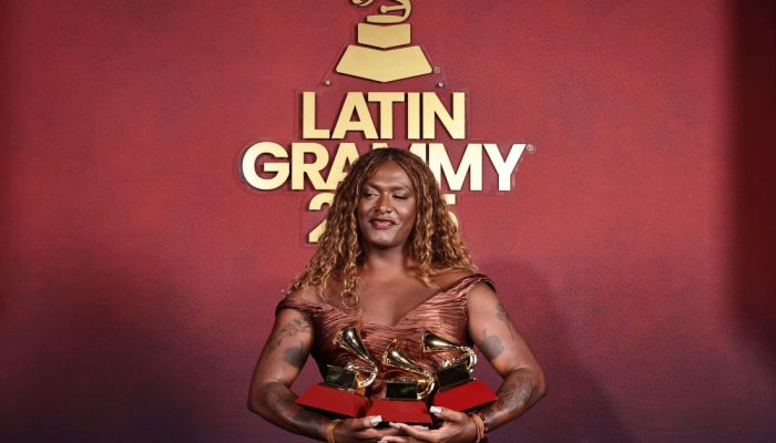 liniker-tres-grammy.jpg