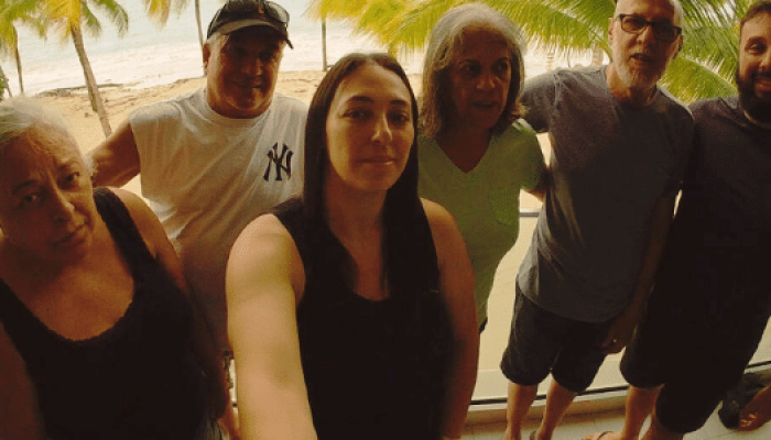 mariana-e-a-familia-vivem-lockdown-em-hotel-em-ocho-rios-no-norte-da-jamaica-1761597077695_v2_615x30.png