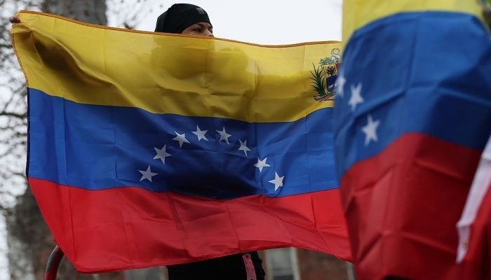 protesto-tribunal-nicolas-maduro-venezuela-nova-york-e1767638856456.jpg
