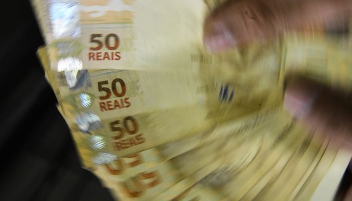 real_moeda_dinheiro_mcajr_2904223675.jpg