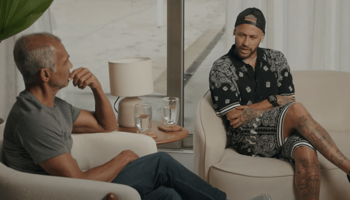romario-neymar-entrevista-e1761137881564.png