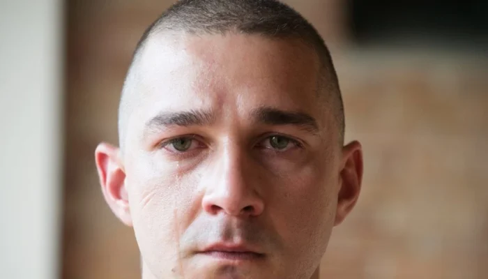 shia-lebouf-surta-mulher-cafe.webp.webp